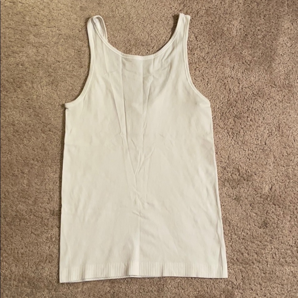 lululemon Tank-top.